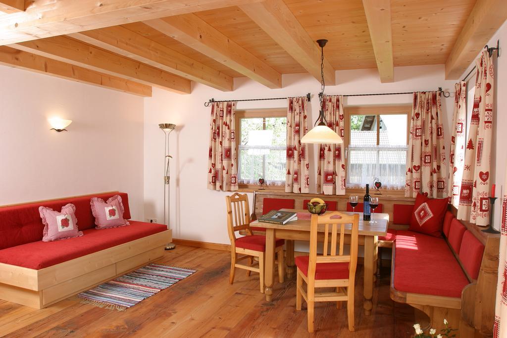 Appartamento Neuhaushof Hollersbach im Pinzgau Esterno foto